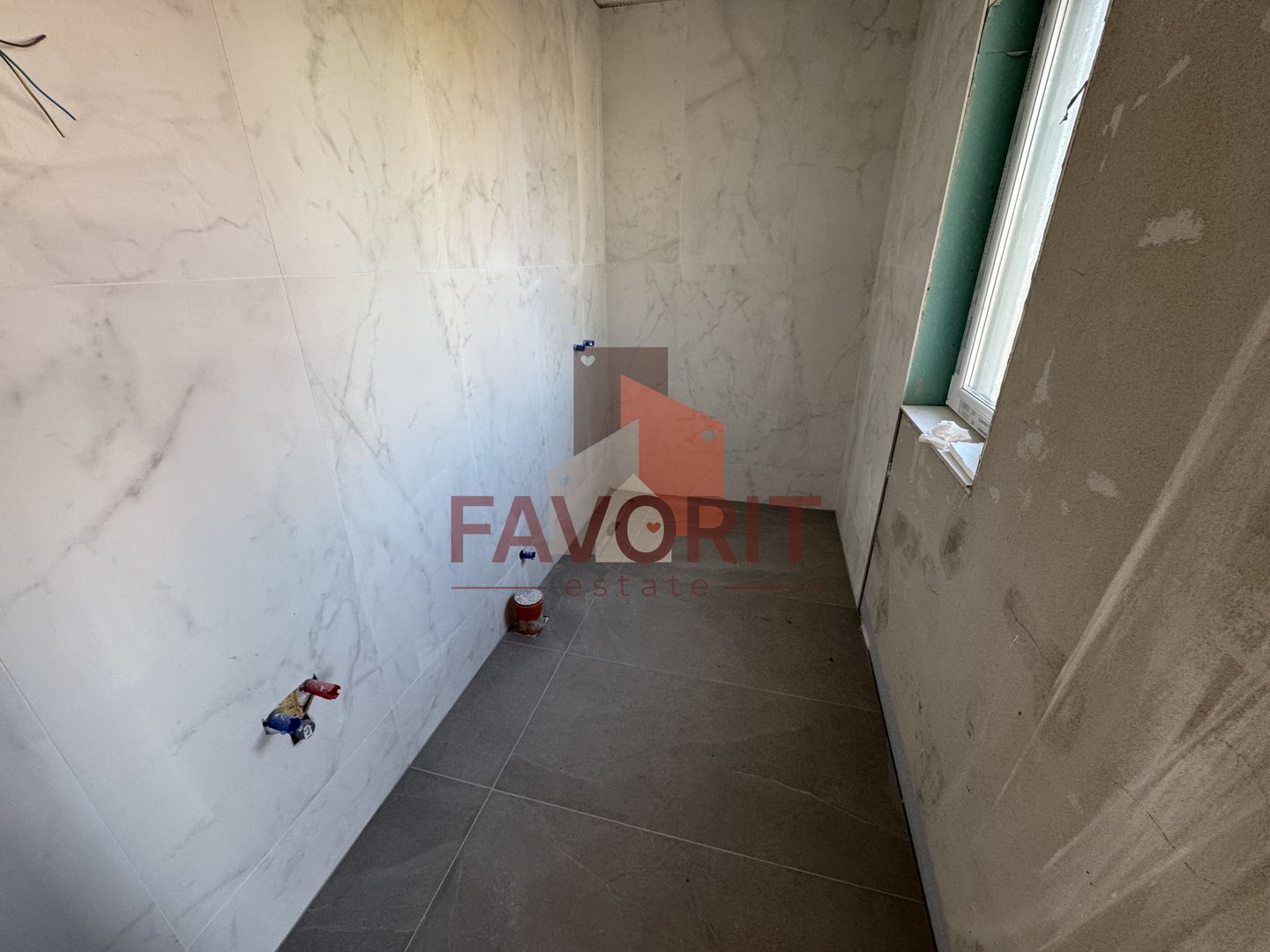 Finisat la cheie. Acces asfaltat. Toate utilitatile - Poză 14