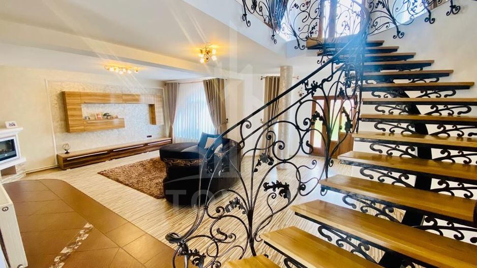 Casă 8 camere de vânzare | zona Terezian - Poză 3