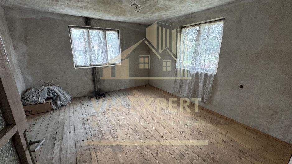 CASĂ 7 CAMERE TEREN 468 MP BUGHEA DE SUS ARGEȘ - Poză 35