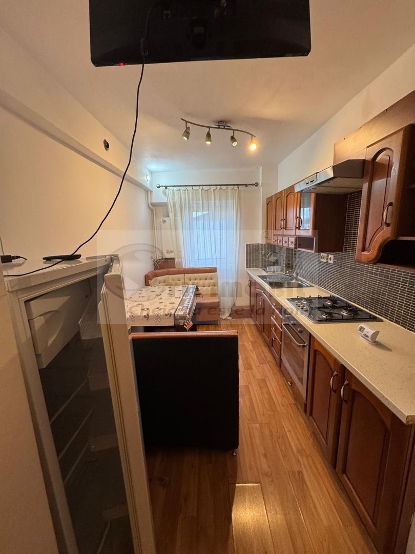 Apartament 3 camere – zona Nicolina(prima stație după Podul Ros) - Poză 7