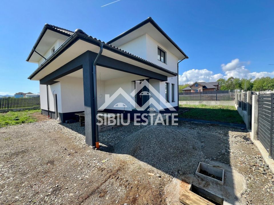 Casa individuala ,cu carport si pivnita, Calea Cisnadiei - Poză 4