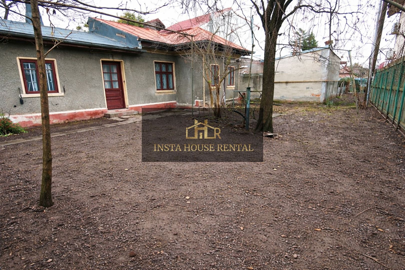 Teren 300 mp + Casa |Pod Constanta| - Poză 1