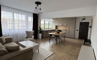 Apartament renovat cu 3 camere, Grigorescu – parcare inclusă - Poză 1