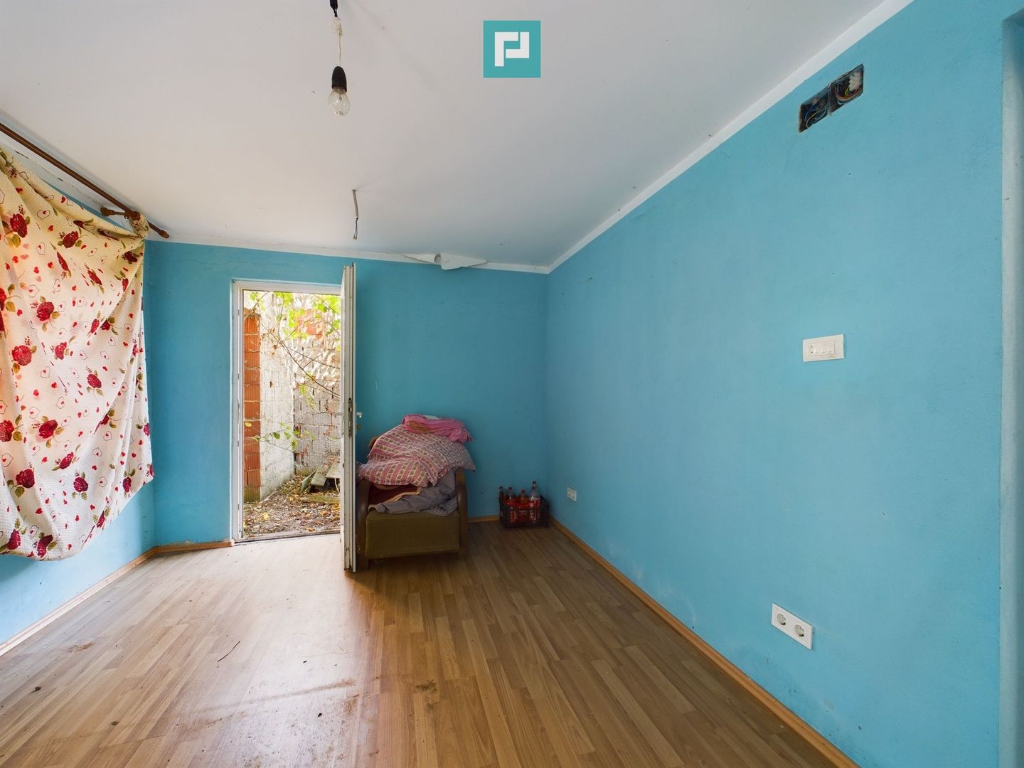 Oportunitate de investiţie, casă cu teren,  în Şuştra, Timiş - Poză 6