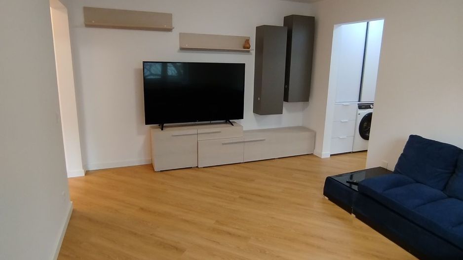 Apartament 3 camere Uioara Luica Piata Resita - Poză 2