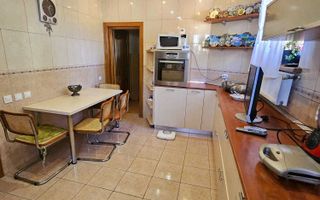 Apartament 3 camere, zona centrala zona Ramada. - Poză 2