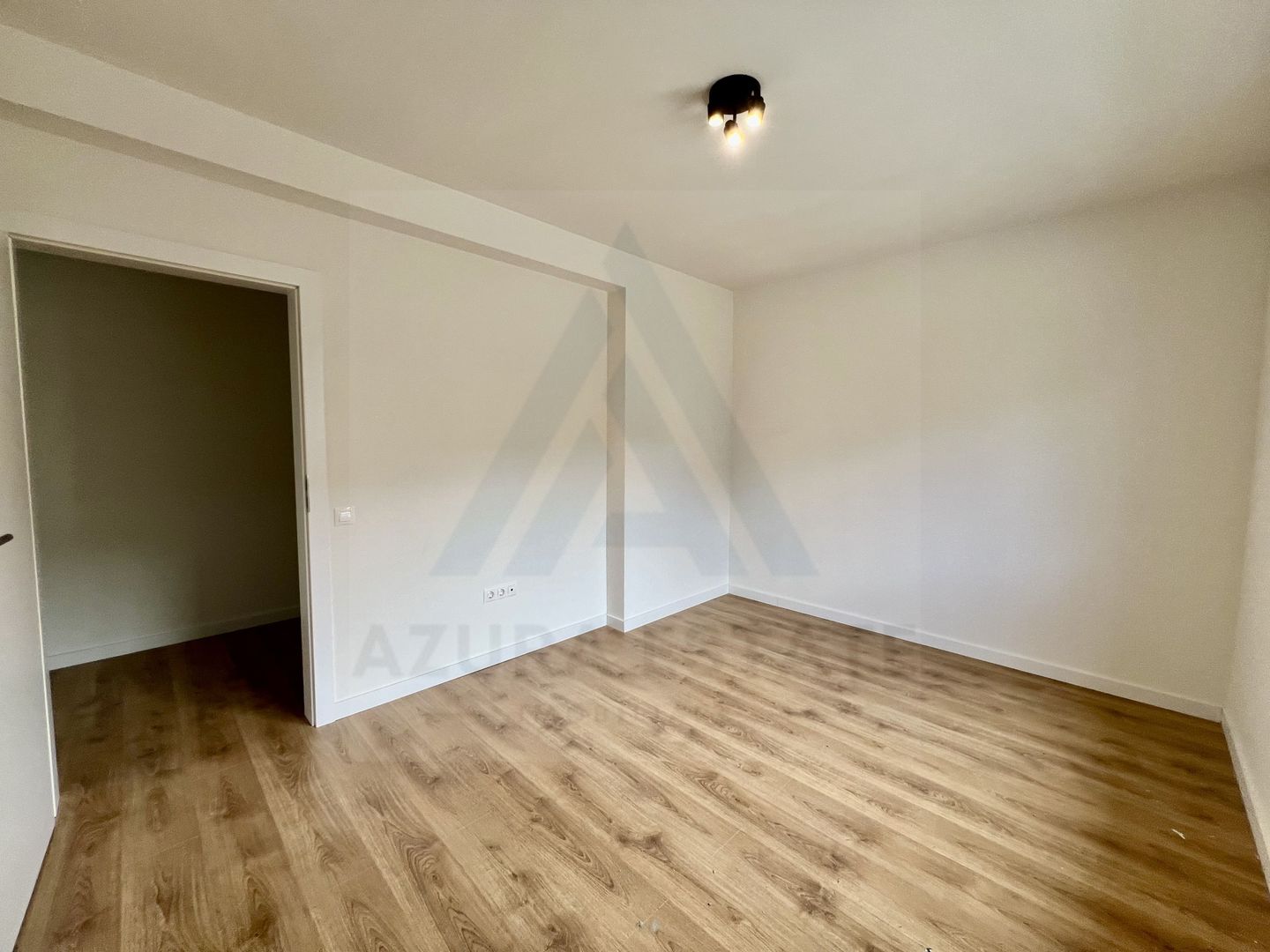 Apartament modern la cheie 77.8 mp utili cu 3 camere etaj 2 in DaVinci - Poză 5