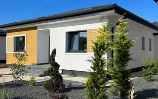 Vila Napoletana finalizata! Tamplarie tripan, incalzire pardoseala! - Poză 13