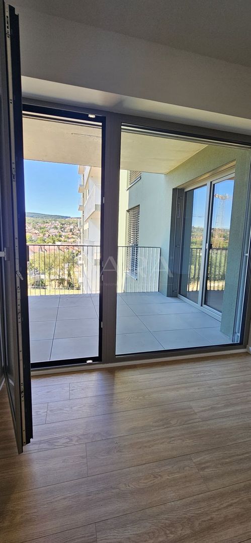 Apartament cu parcare subterană, eficienT energetic. - Poză 2