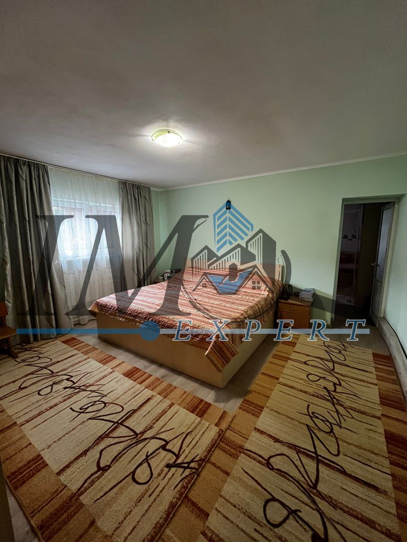 Casa renovata de vânzare in Lancram - Poză 3