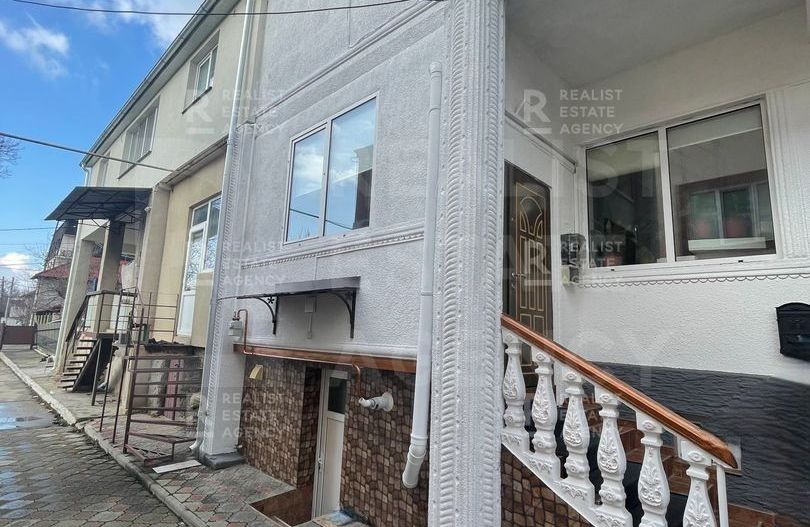 Vânzare, townhouse, 3 nivele, 180 mp, str. Mihai Viteazul, Durlești - Poză 2