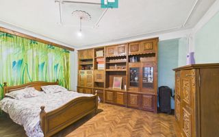 Casă P+M cu grădină generoasă în Ineu - Poză 2