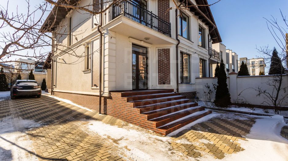 Vânzare, casă, 4 camere, str. Nicolae Dimo, or. Durlești - Poză 2