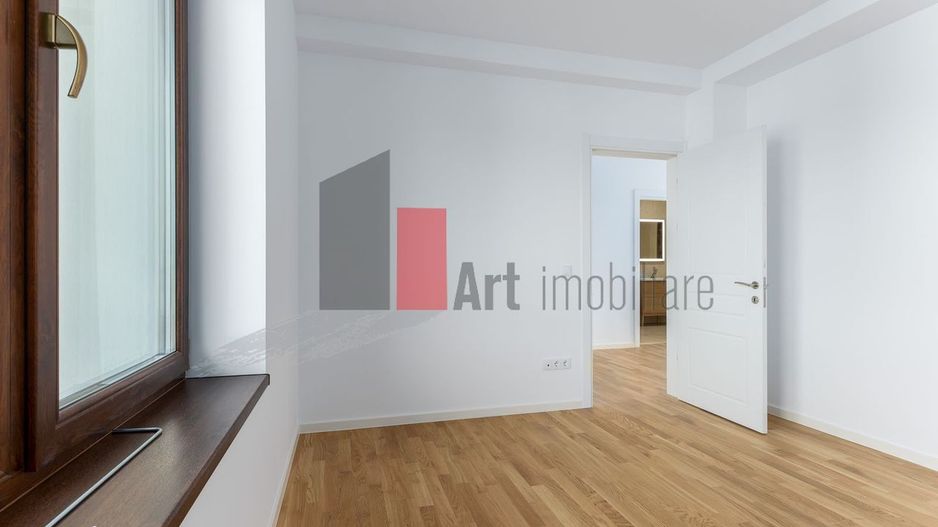 Vila individuala BUCURESTI NORD P+1, 315mp,Teren 700mp - Poză 11