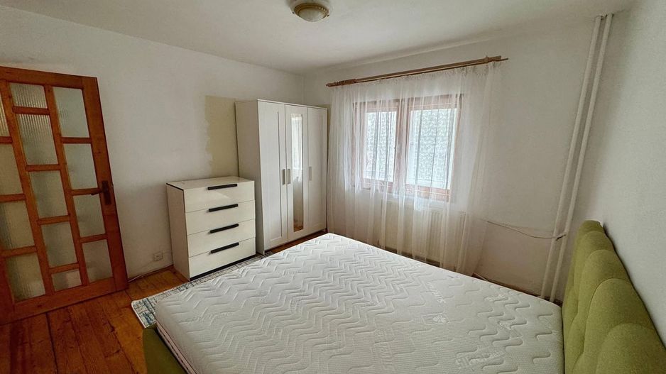 Vând apartament cu 2 camere, decomandat, 55 mp, parter, zona Steaua. - Poză 6