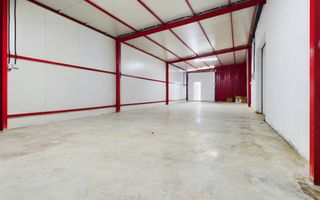 Hală cu suprafața de 120 mp - Poză 1