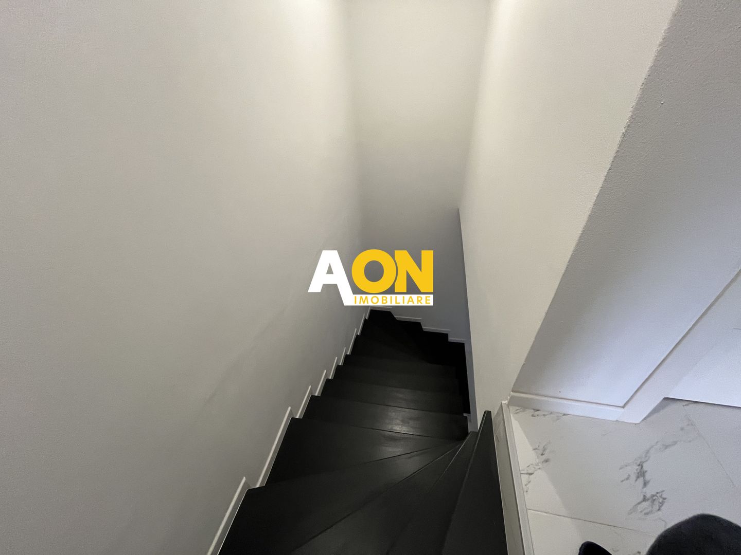 Casă înșiruită, P+E+M, 5 Camere, Zona Micești - Poză 19