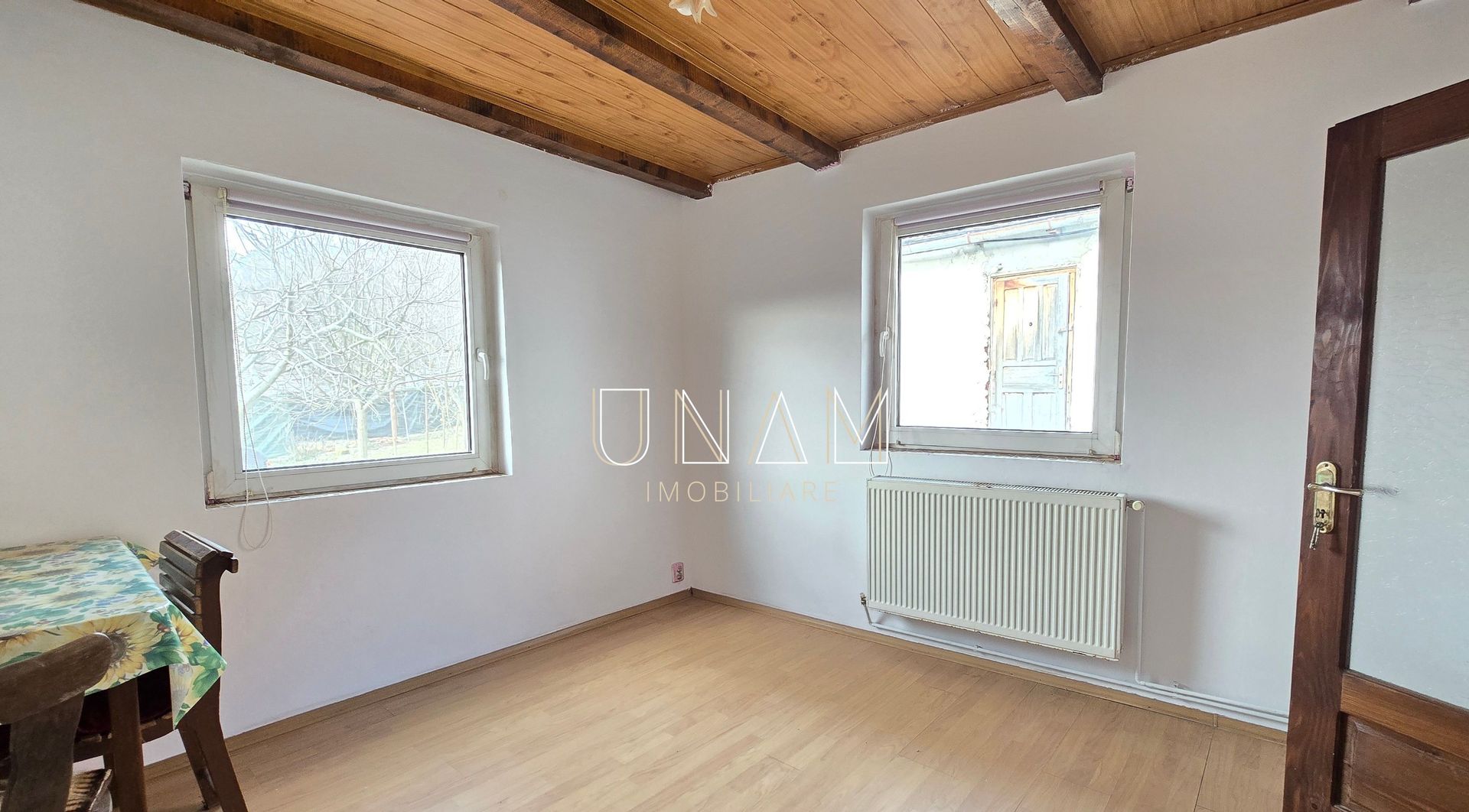 Casa cu 3 corpuri | curte | potential real | Muncitoresc – Resita - Poză 12