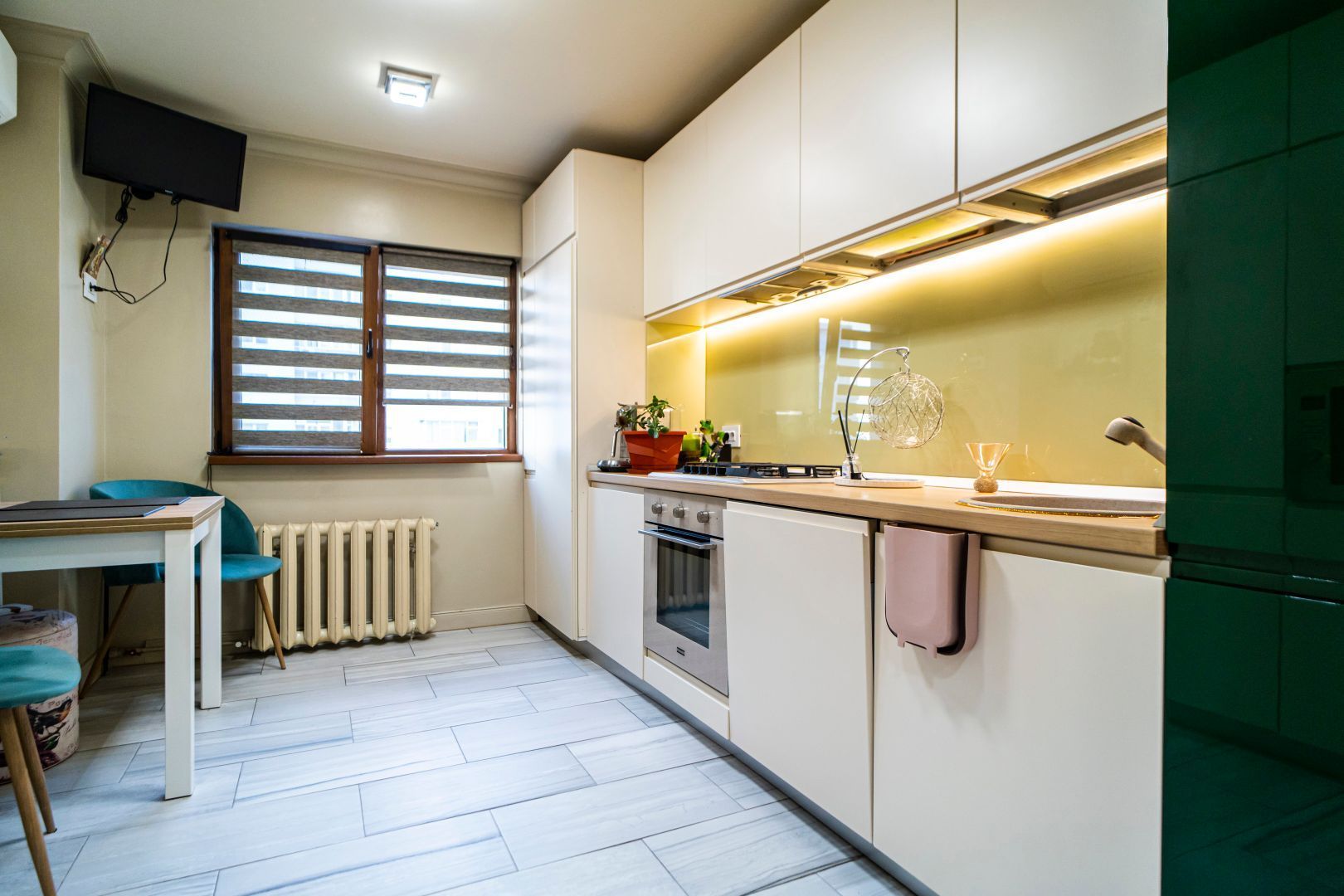 Lizeanu, 4 camere, bloc stradal reabilitat, mobilat, utilat complet, comision 0% - Poză 15