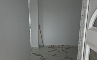 Casa 4 camere Crevedia - Poză 9