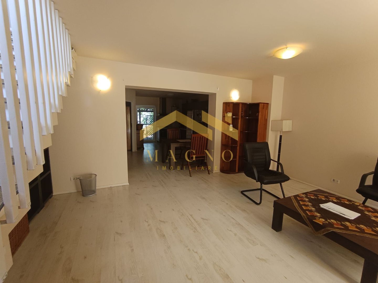 CASA SPATIOASA CU 4 CAMERE CARTIER GRADISTE - Poză 16