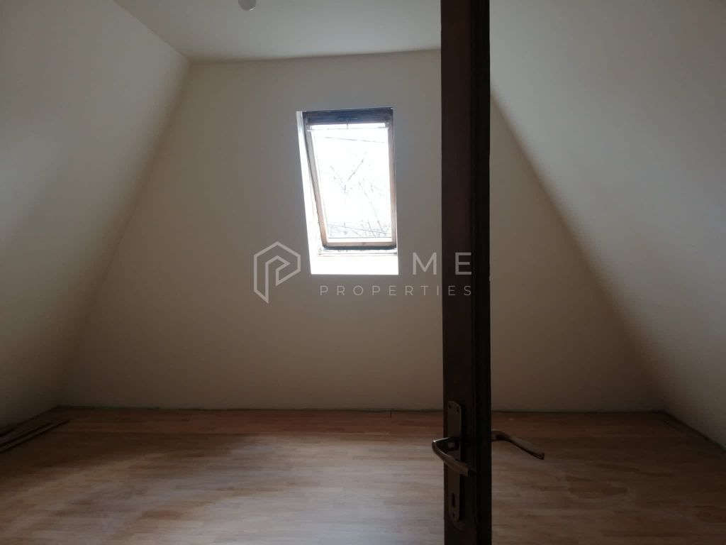 Casă renovată 2025, teren și curte comună – Sângeorgiu de Mureș - Poză 5