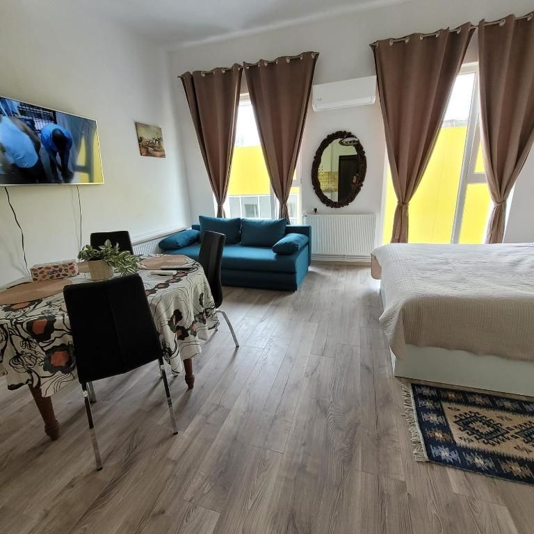 Garsoniera Str Poienelor, zona Carpatilor. - Poză 2