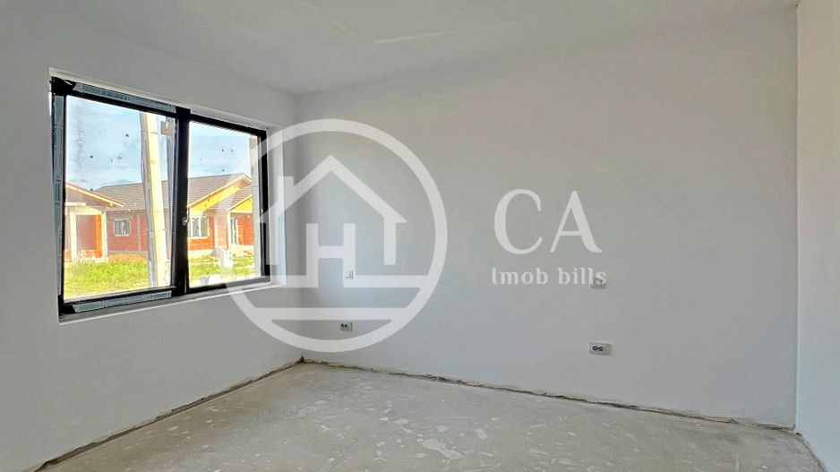 Casa de vânzare cu 4 camere in Santandrei, Bihor - Poză 2