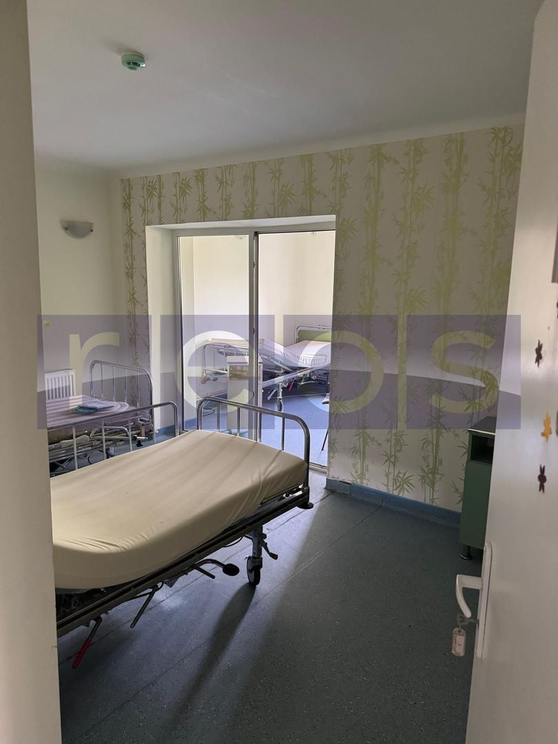 DE VÂNZARE VILĂ | OPORTUNITATE DE INVESTIȚIE | PRETABILĂ CENTRU BĂTRÂNI - Poză 53