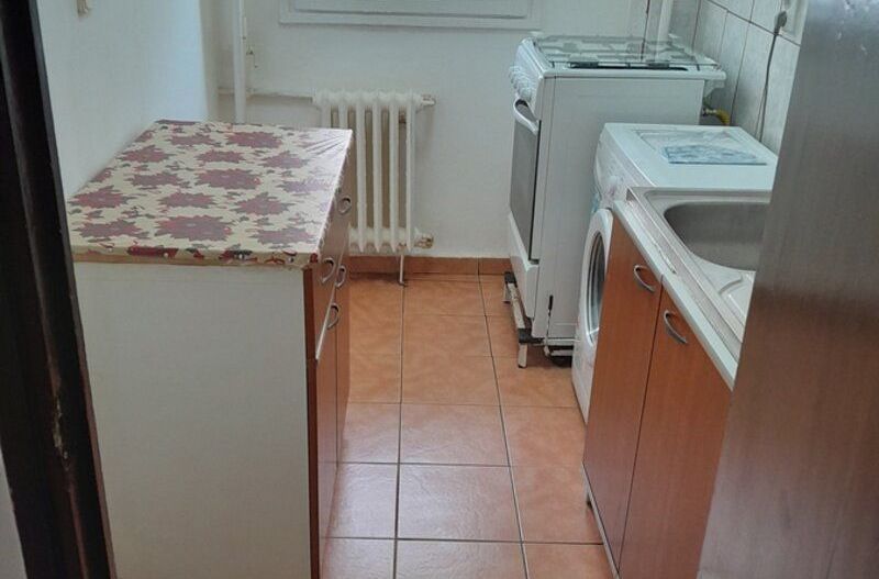 GARSONIERA GORJULUI, BUCATARIE INCHISA, METROU 3 MINUTE, LIBER - Poză 5