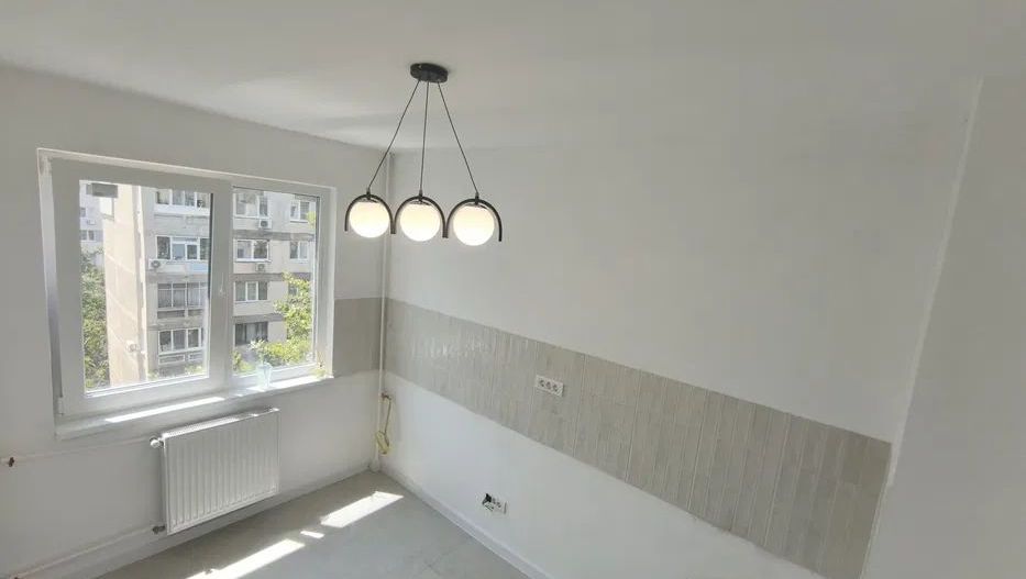 Apartament 2 camere de vanzare Lujerului - Poză 7