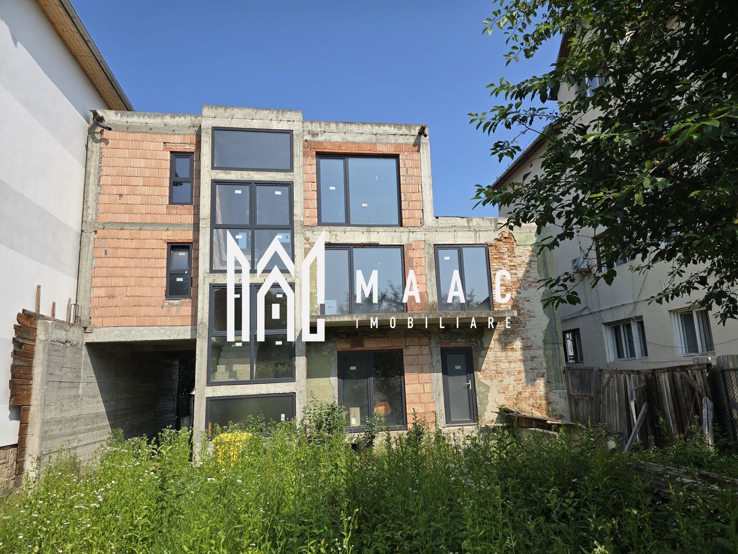 Casa Individuală - 4 Camere I Sub Arini I 410 Curte - Poză 1