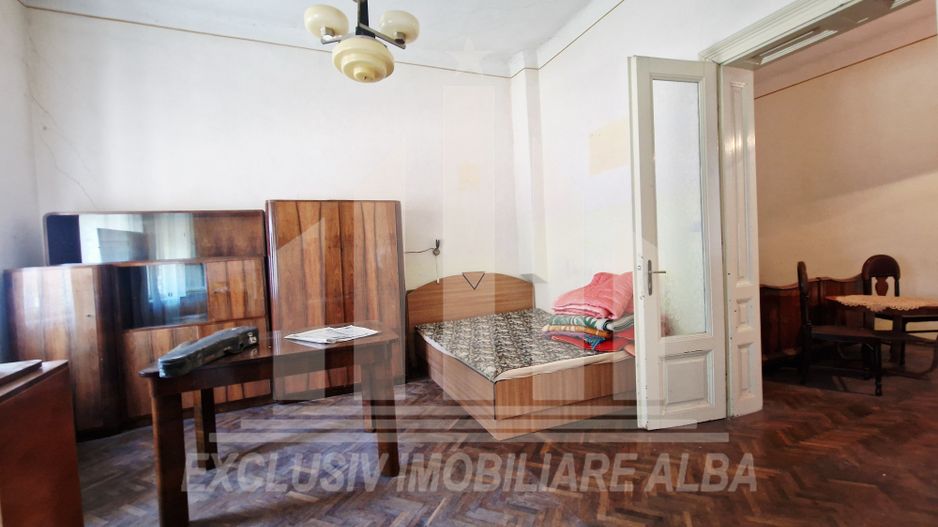 Casa pozitie ultracentrla in Alba Iulia - Poză 7