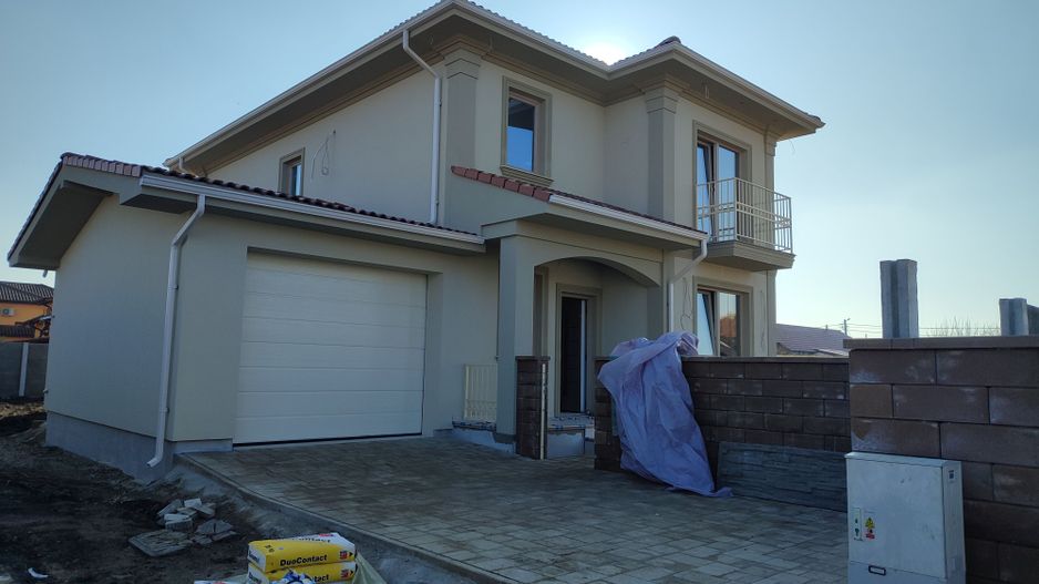 Sacalaz, Casa Individuala, Finisaje de calitate, Garaj , Vatra Satului - Poză 1