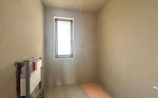 Duplex cu 4 camere, vatra satului, toate utilitatile - Sacalaz - Poză 10