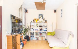 15 Noiembrie, apartament la mansardă - Poză 3