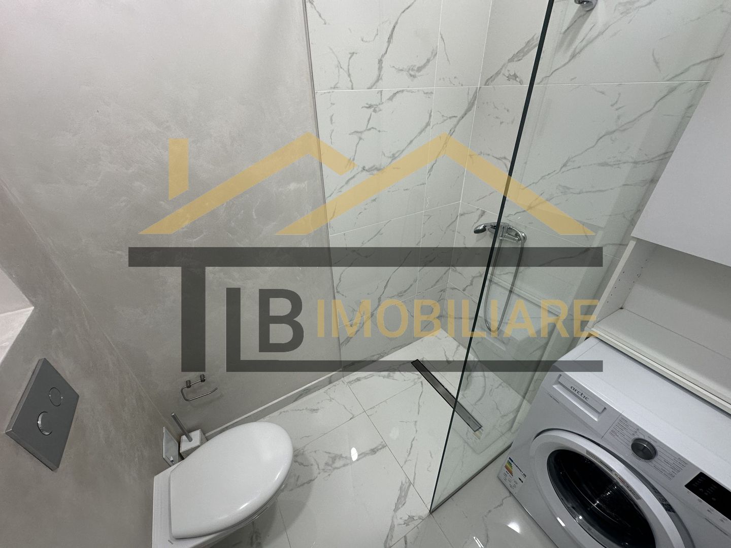 Apartament de 4 camere, 100mp, parcare, Zona Centrala - Poză 11