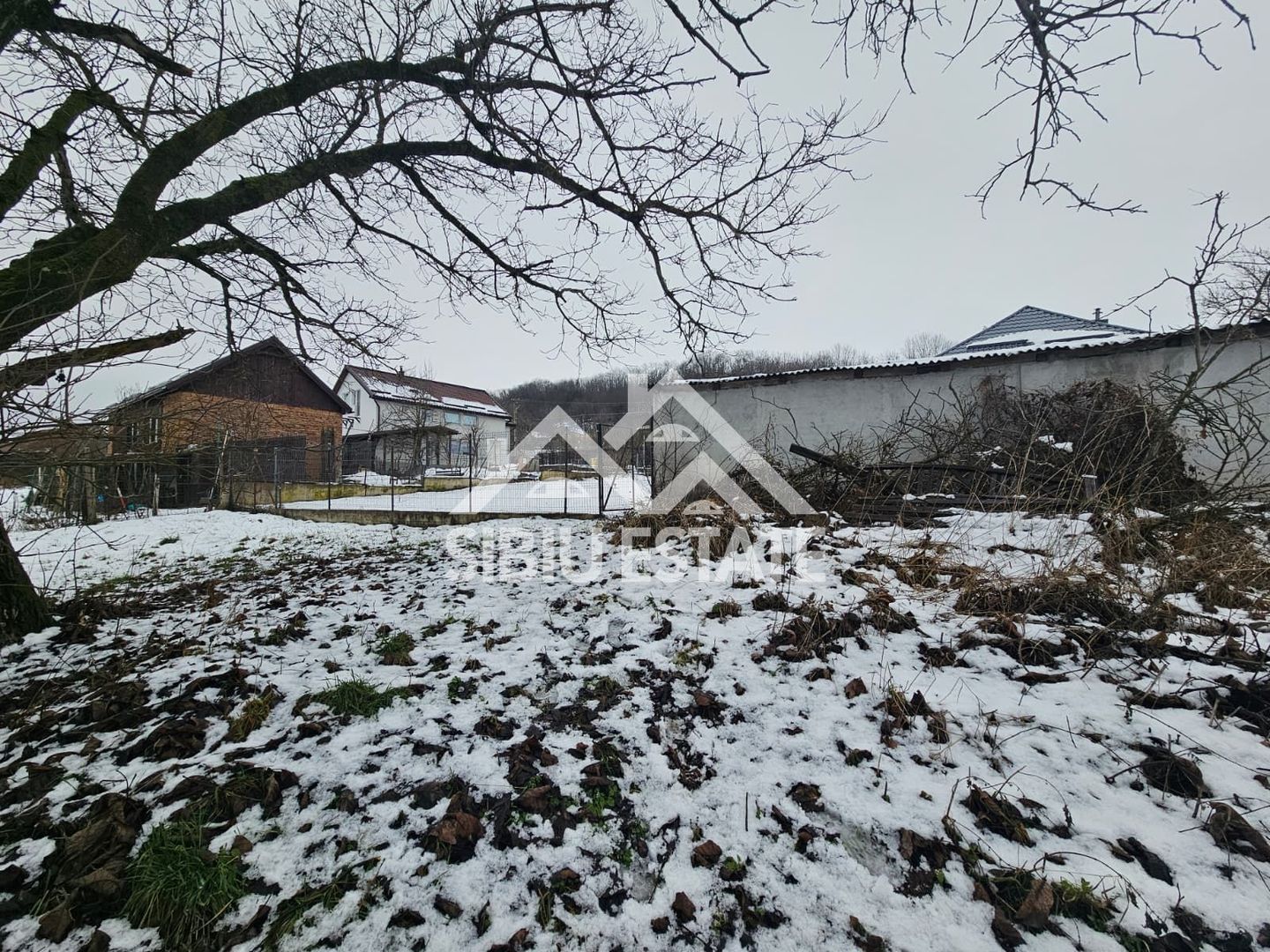 Casa Sibiu la Nucet teren 2317mp - Poză 14