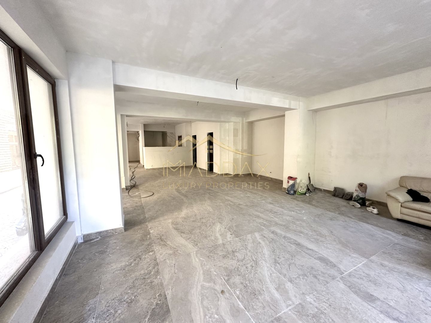 Spațiu comercial de lux pe Bulevardul Aviatorilor – 94 mp utili + terasa (135mp) - Poză 7