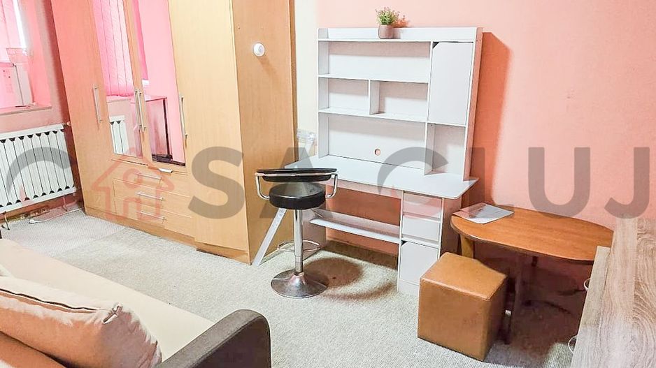 Investitie/ 1 camera la etaj intermediar + parcare - Poză 1