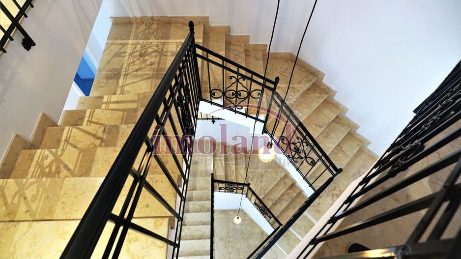 Vila impunatoare - 20 camere - birouri - Romana-Lahovari - Poză 14