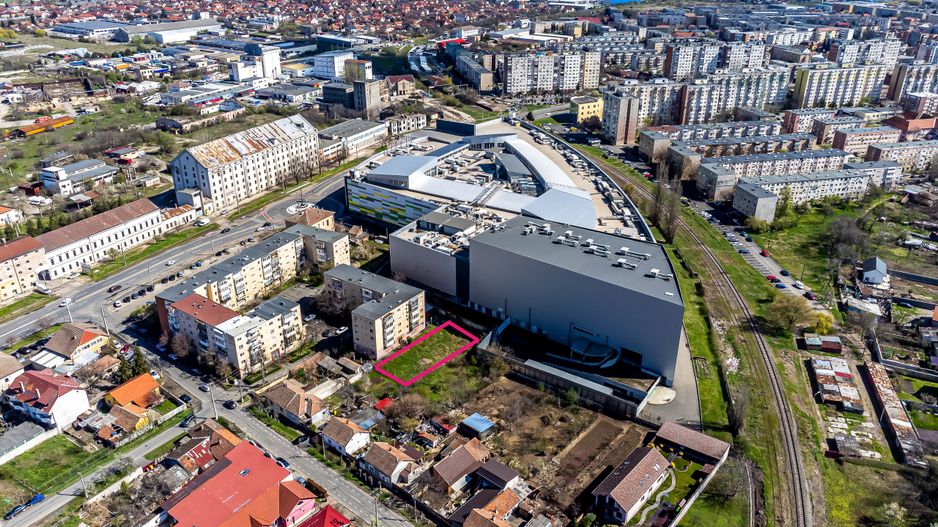 700 mp teren construcții lângă Galeria Mall - Poză 1