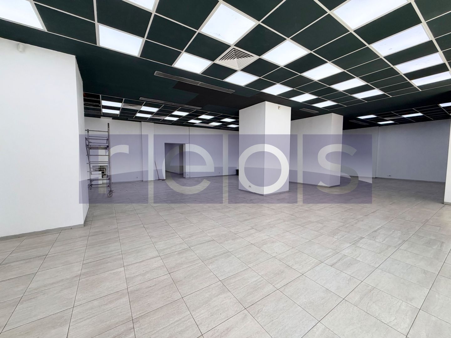 ÎNCHIRIERE SPATIU COMERCIAL | 250 MP | ZONA CENTRALA | PIAȚA  VICTORIEI - Poză 1