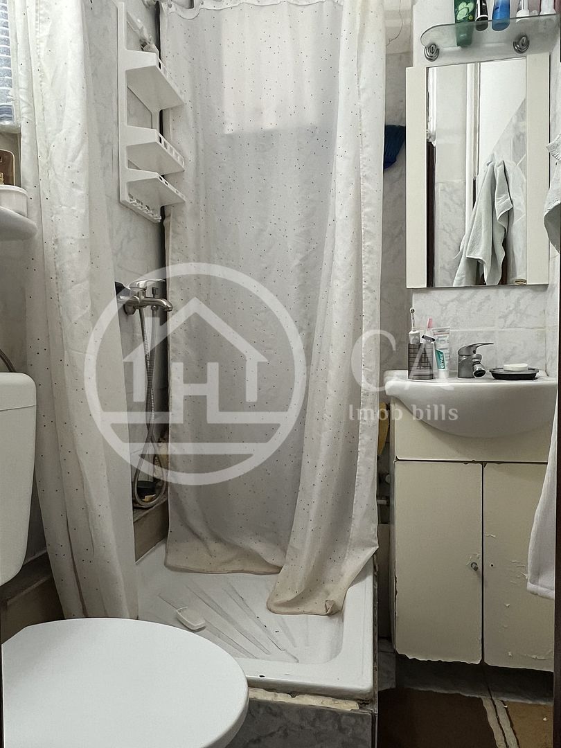 Apartament cu o camera de vanzare in zona Rogerius, Oradea - Poză 5