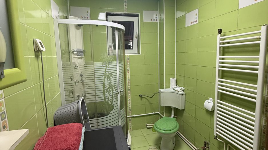 asă de vânzare în zona– spațioasă, eficientă și excelent poziționată - Poză 11