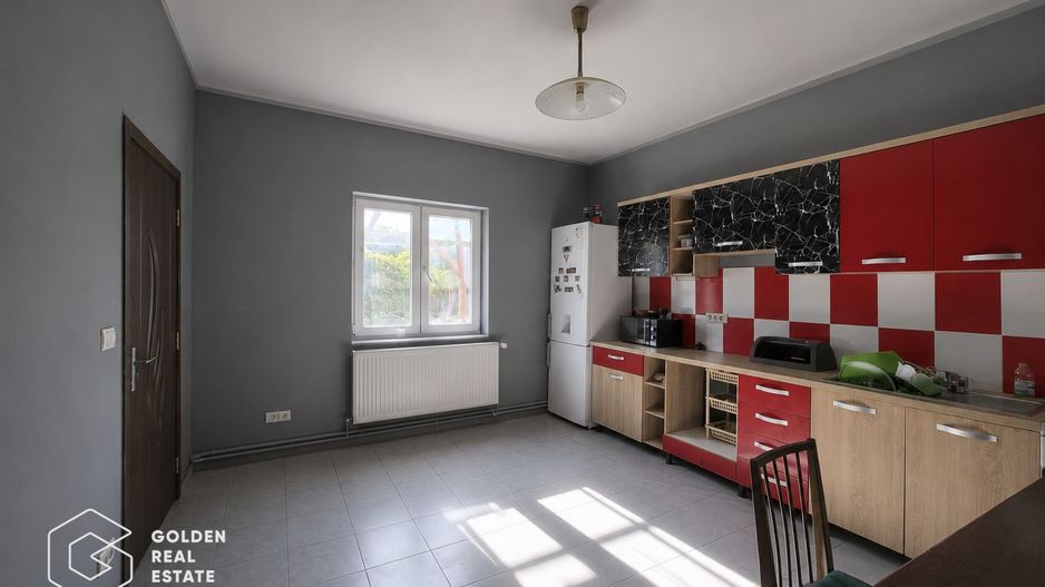 Casa cu teren de 1224 mp, localitatea Baratca - Poză 11