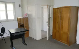 Proprietate cu 2 hale si casa la inchiriat,teren 1350mp - Poză 21