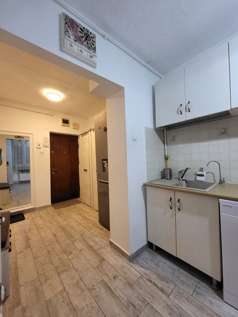 BRASADAS vinde ap 3 cam etaj 3/4 14 Mai. - Poză 3