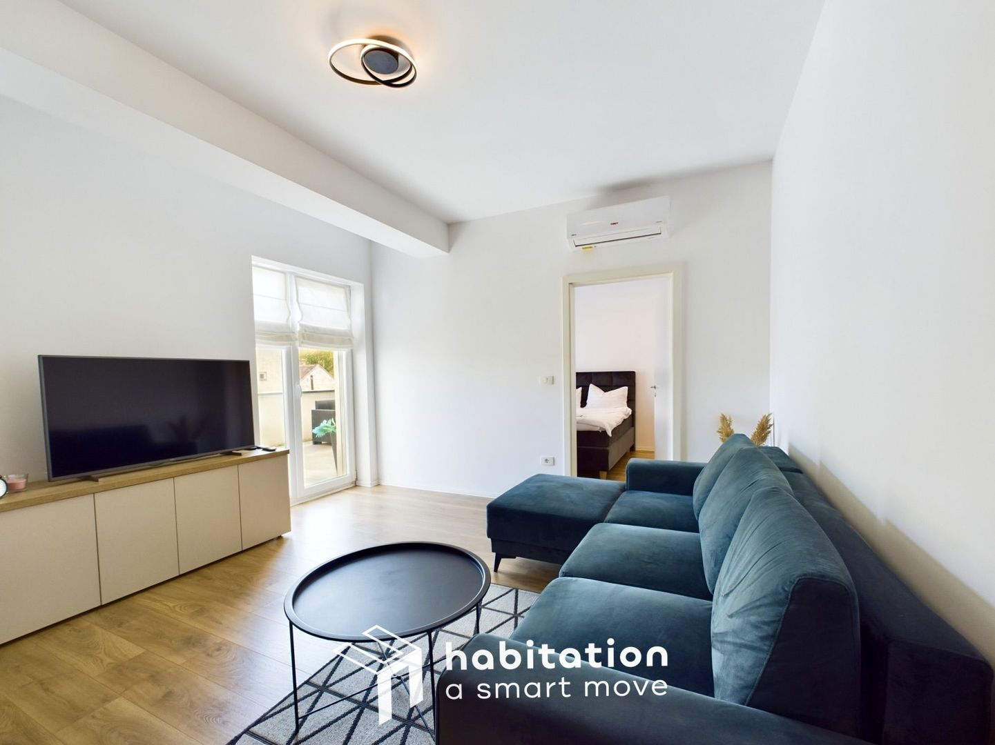 Tur virtual- 2 camere, elegant, terasa 22 mp,  Central - Take Ionescu - Poză 3