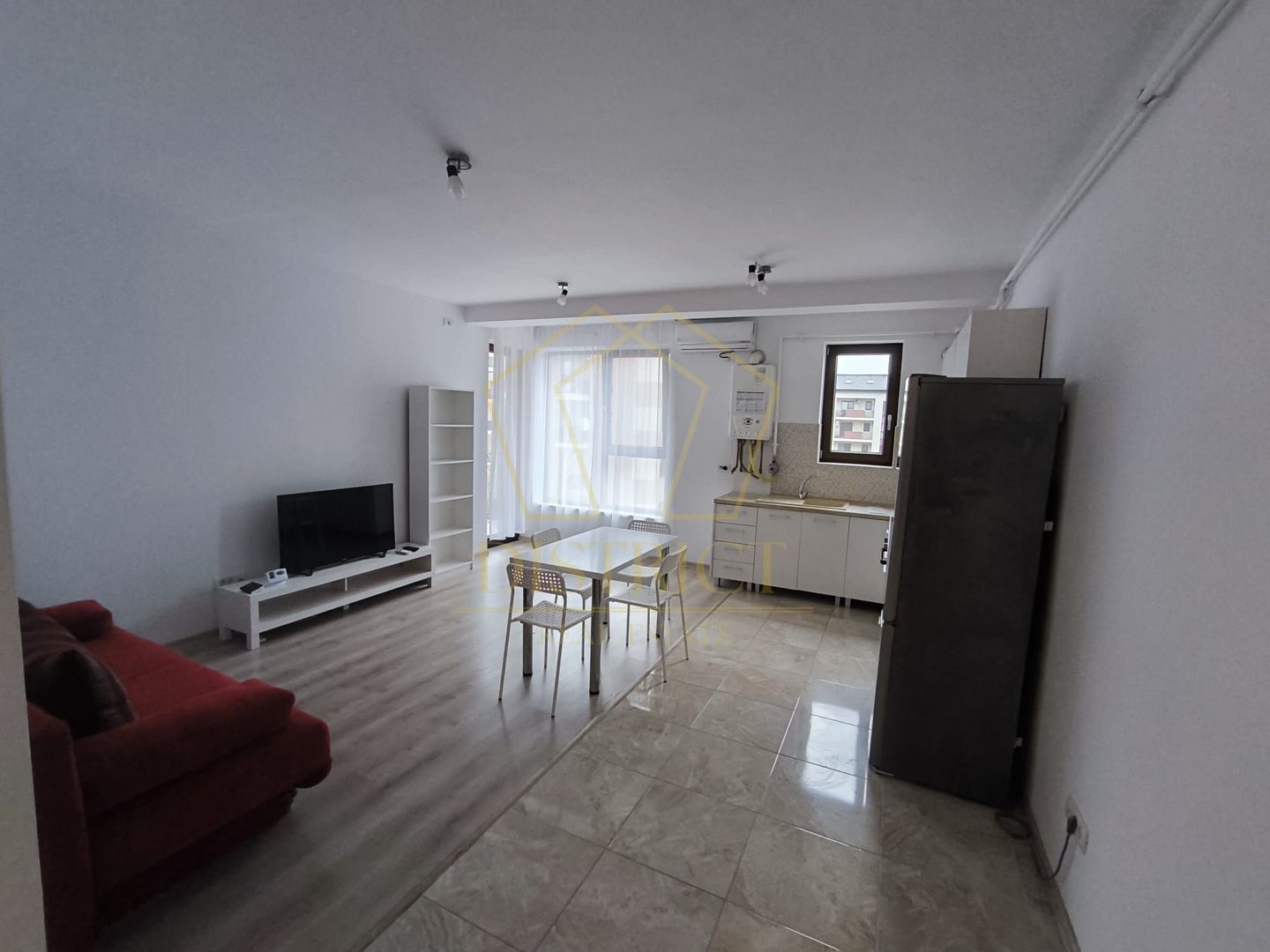 Apartament superb cu 2 camere si balcon de 7mp | ESO |  GIROC - Poză 3